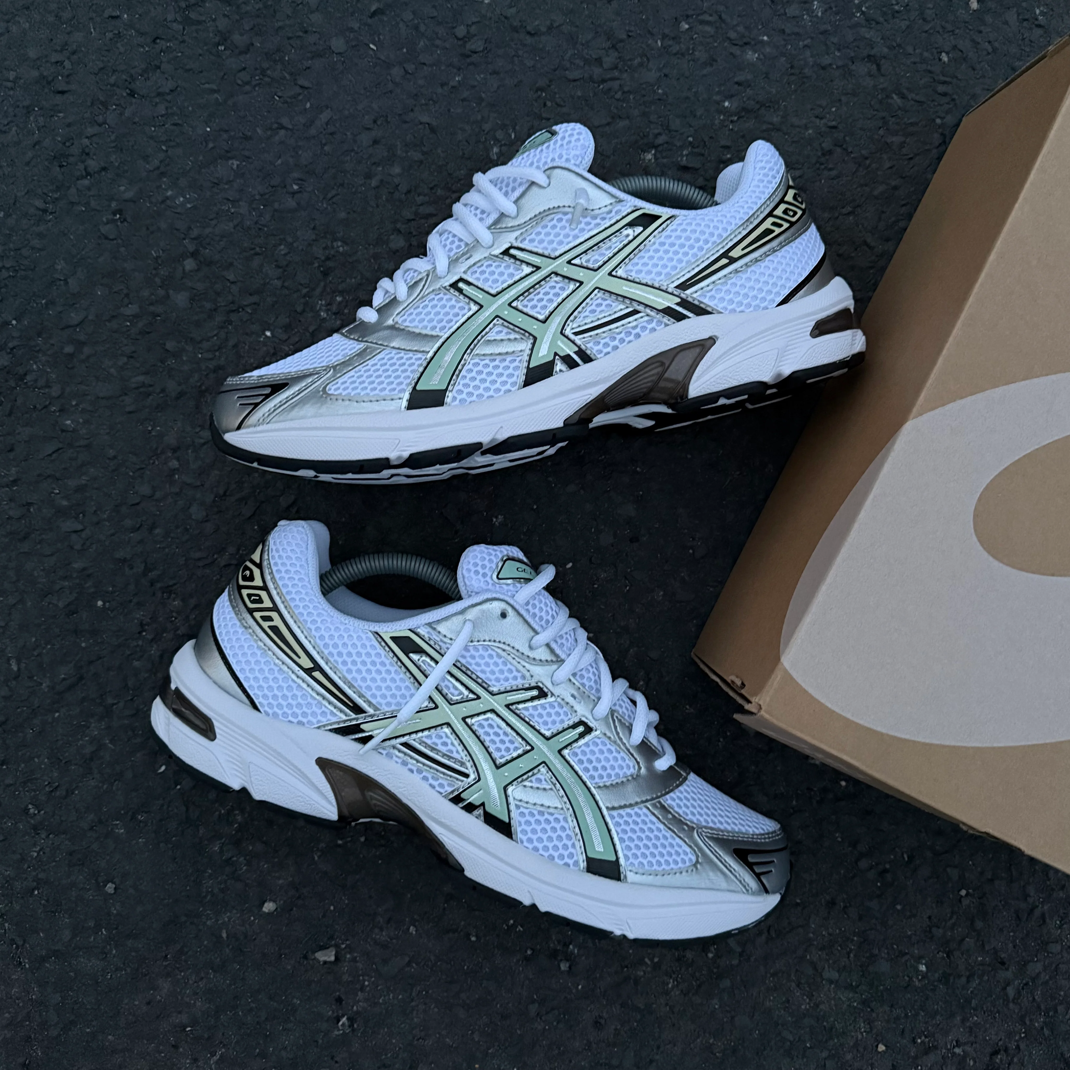 ASICS GEL 1130 TRAINER - WHITE VERDIGRIS - Image 2