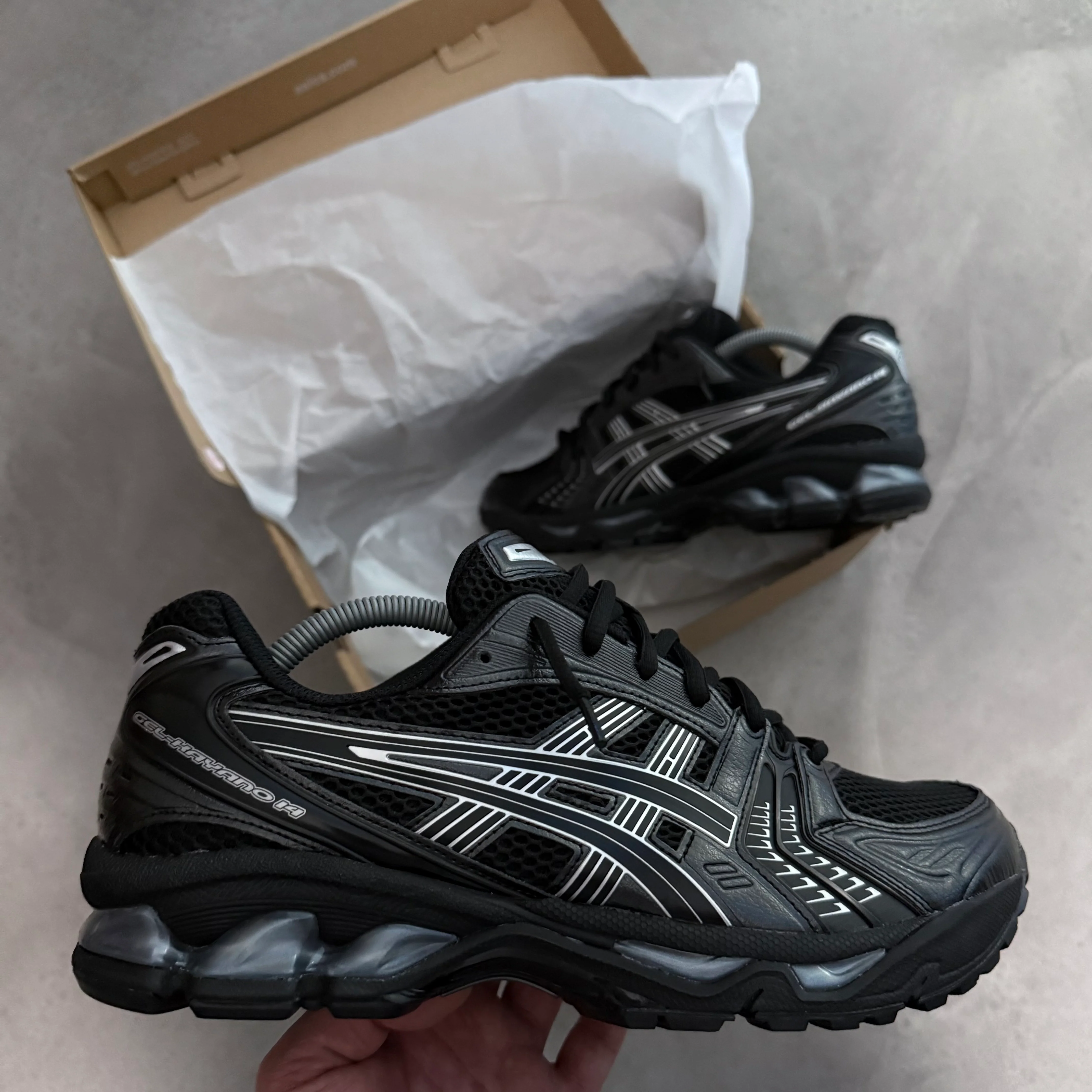 ASICS GEL-KAYANO 14 TRAINER - BLACK - Image 2