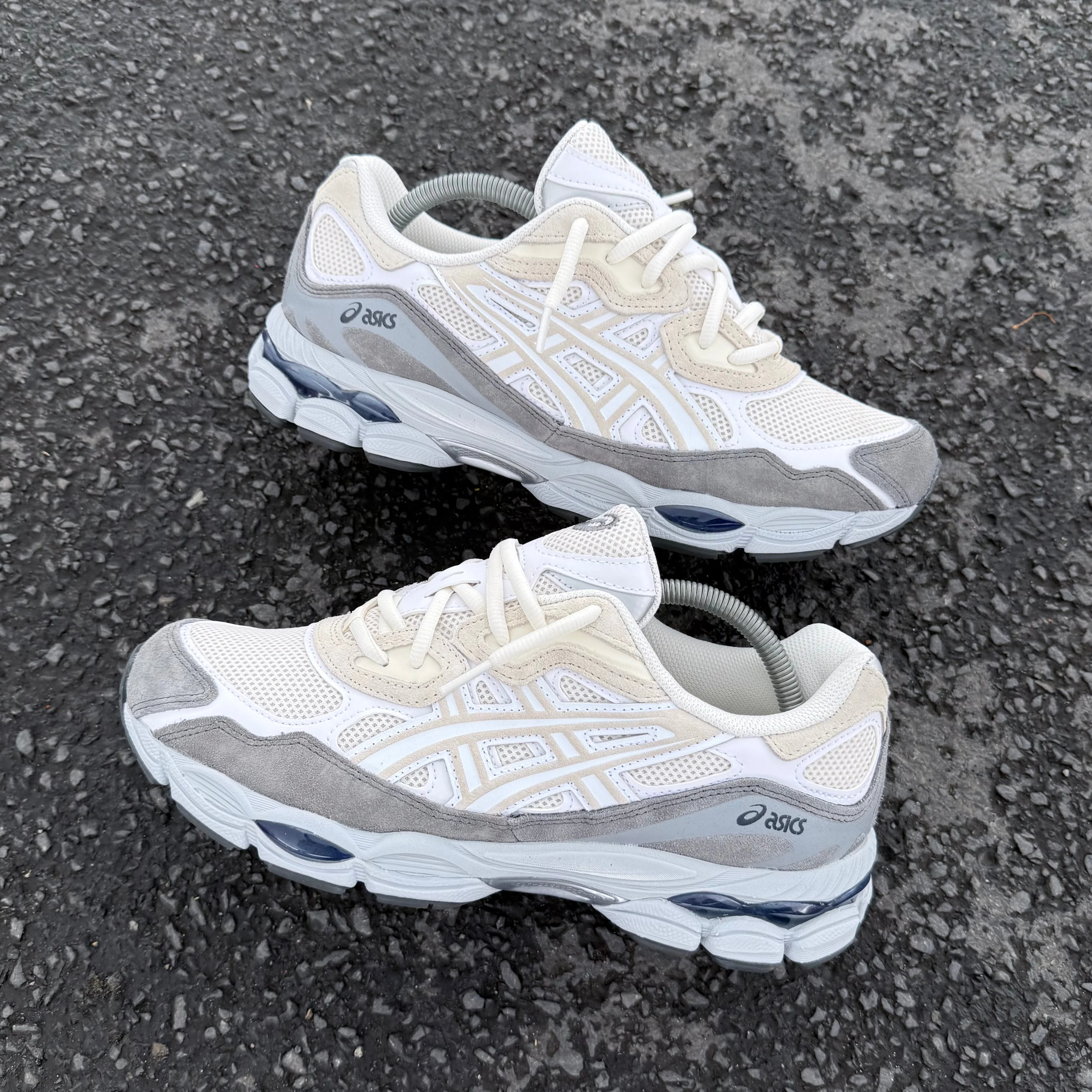 ASICS GEL NYC TRAINER - CREAM WHITE / GREY