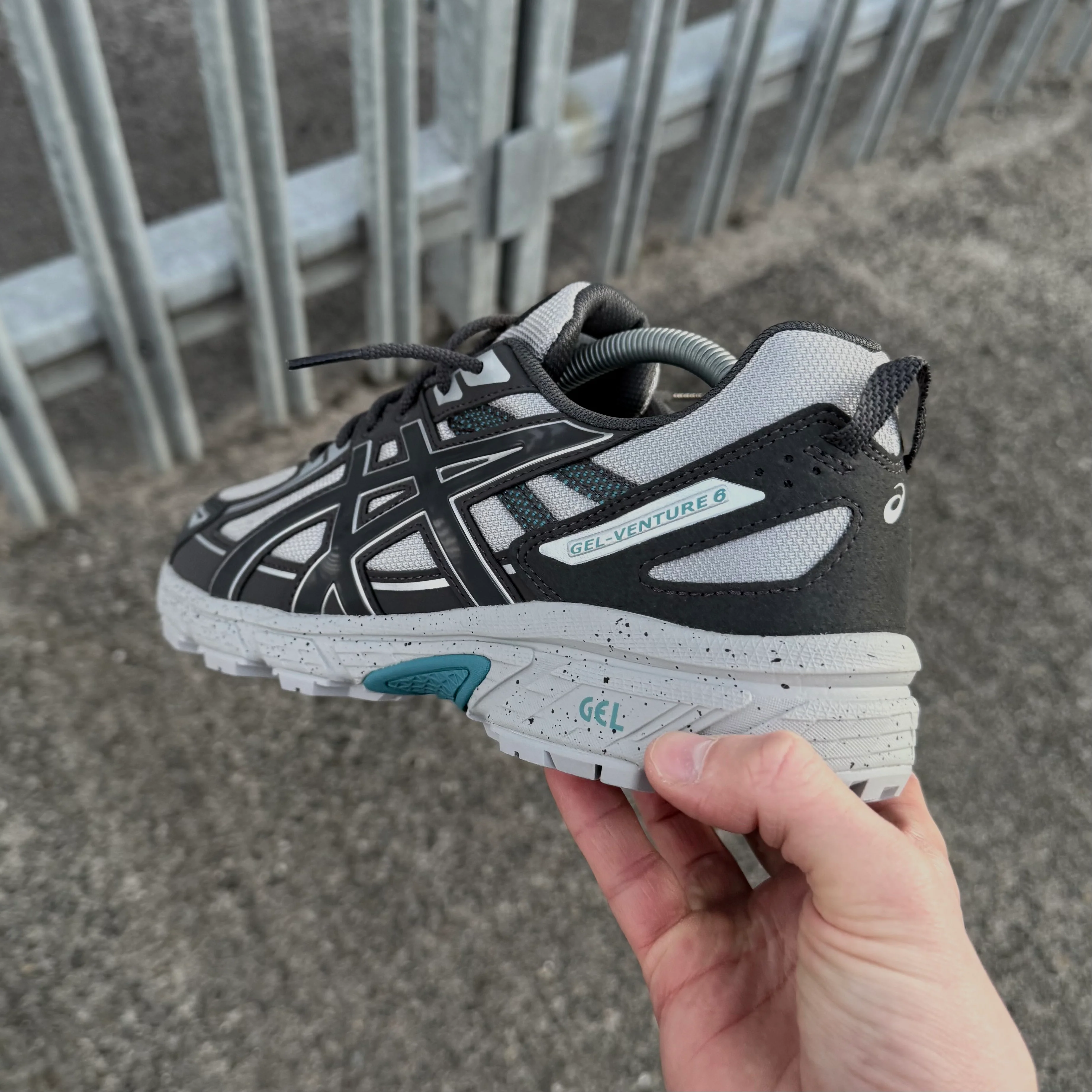 ASICS GEL VENTURE 6 TRAINER - WOLF GREY / BLUE - Image 3