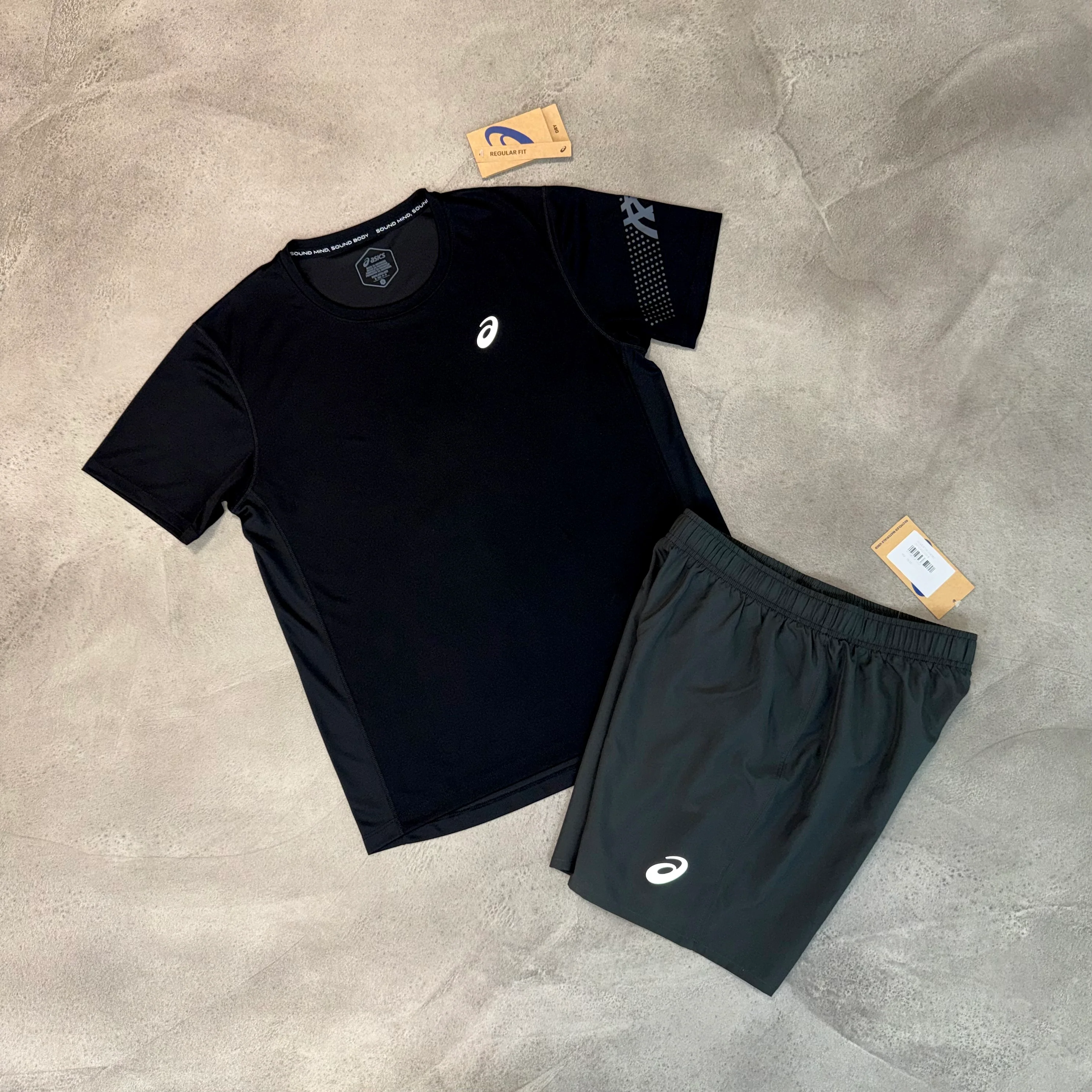 ASICS ICON T-SHIRT AND SHORTS SET - BLACK / DARK GREY (Japan sizing) - Image 3