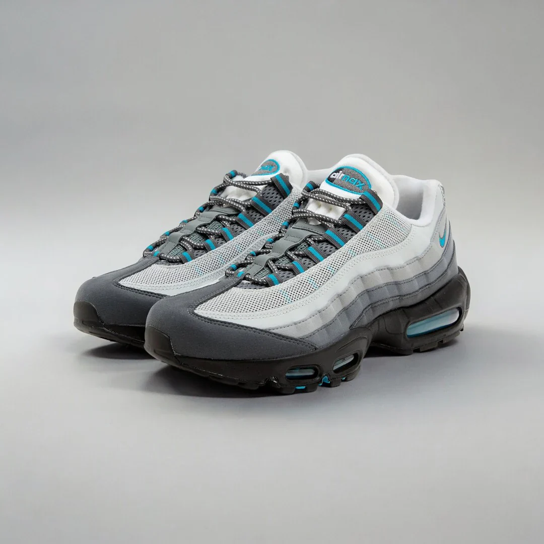 NIKE AIR MAX 95 - BALTIC BLUE - Image 4