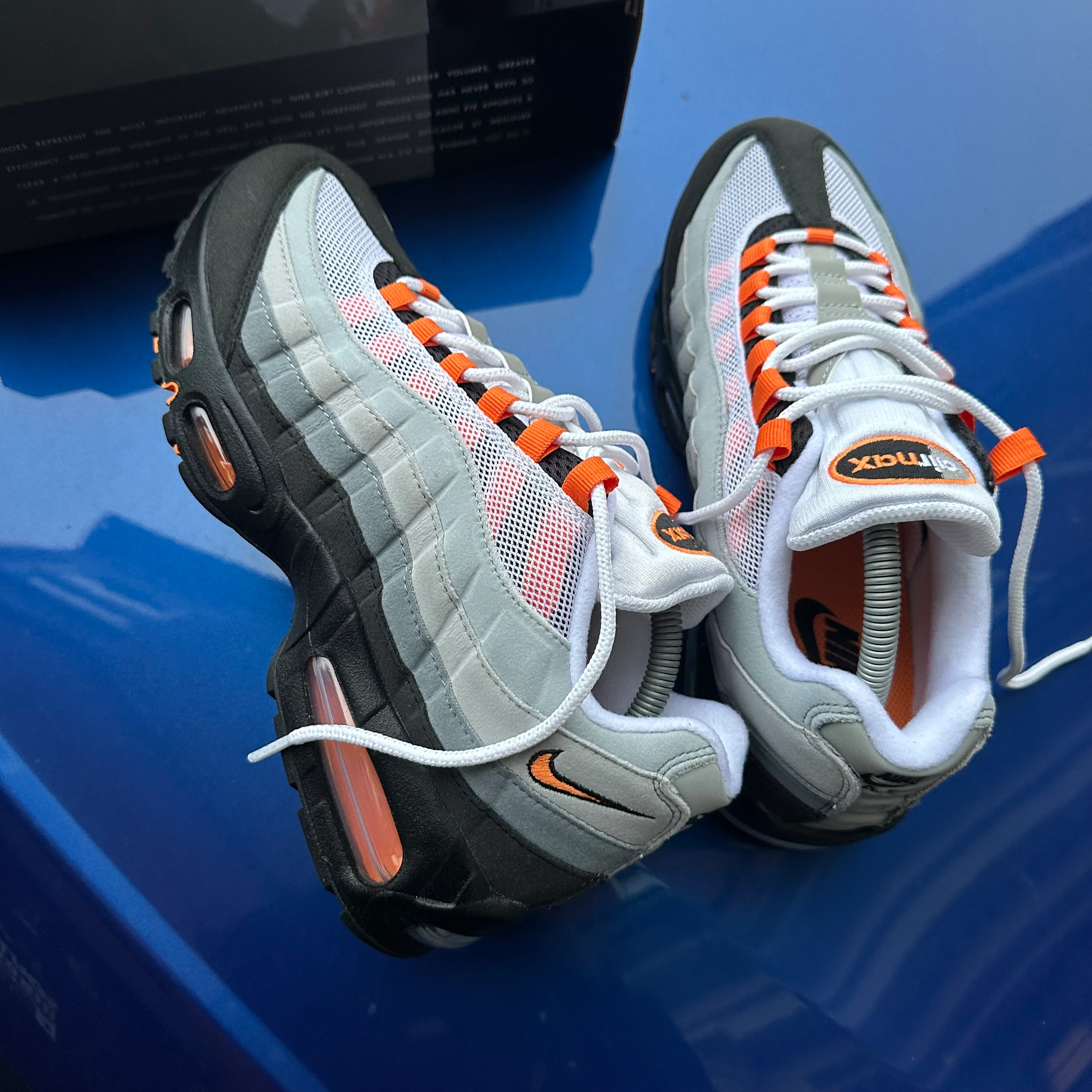 NIKE AIR MAX 95 - MANDARIN (2025) - Image 3