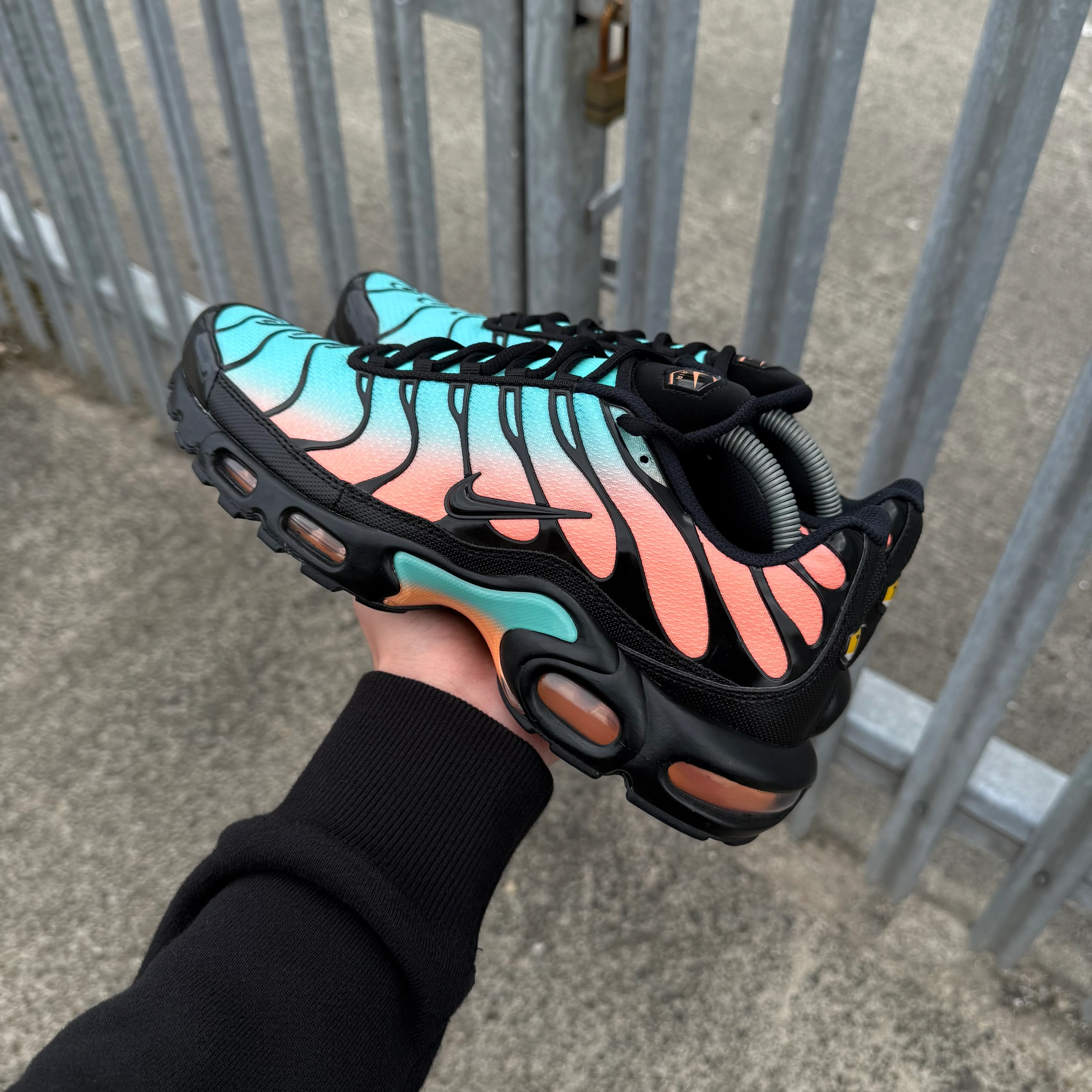 NIKE AIR MAX PLUS TN - AURORA PEACH - Image 3