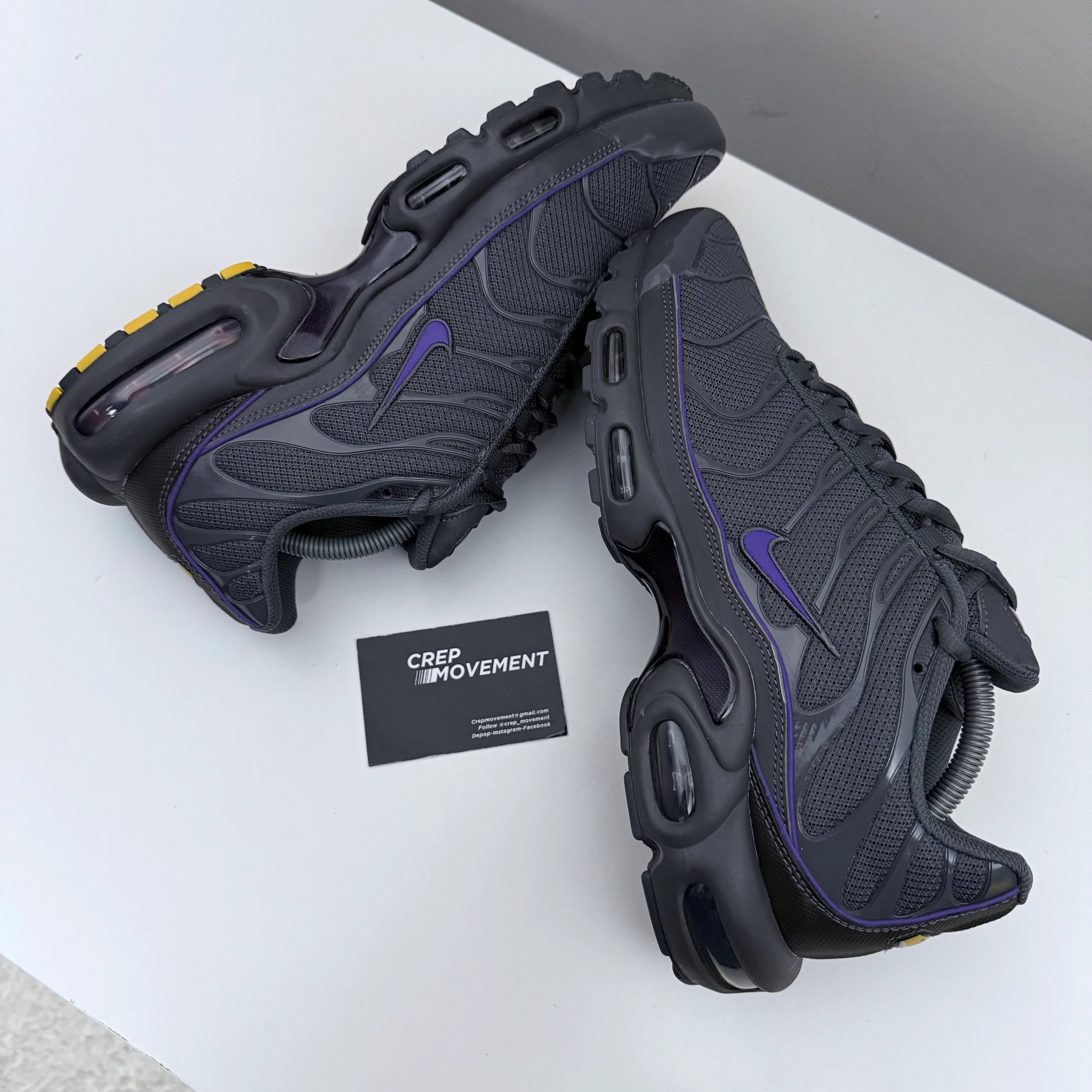 NIKE AIR MAX PLUS TN - GREY / PURPLE (REFLECTIVE STRIP) - Image 3