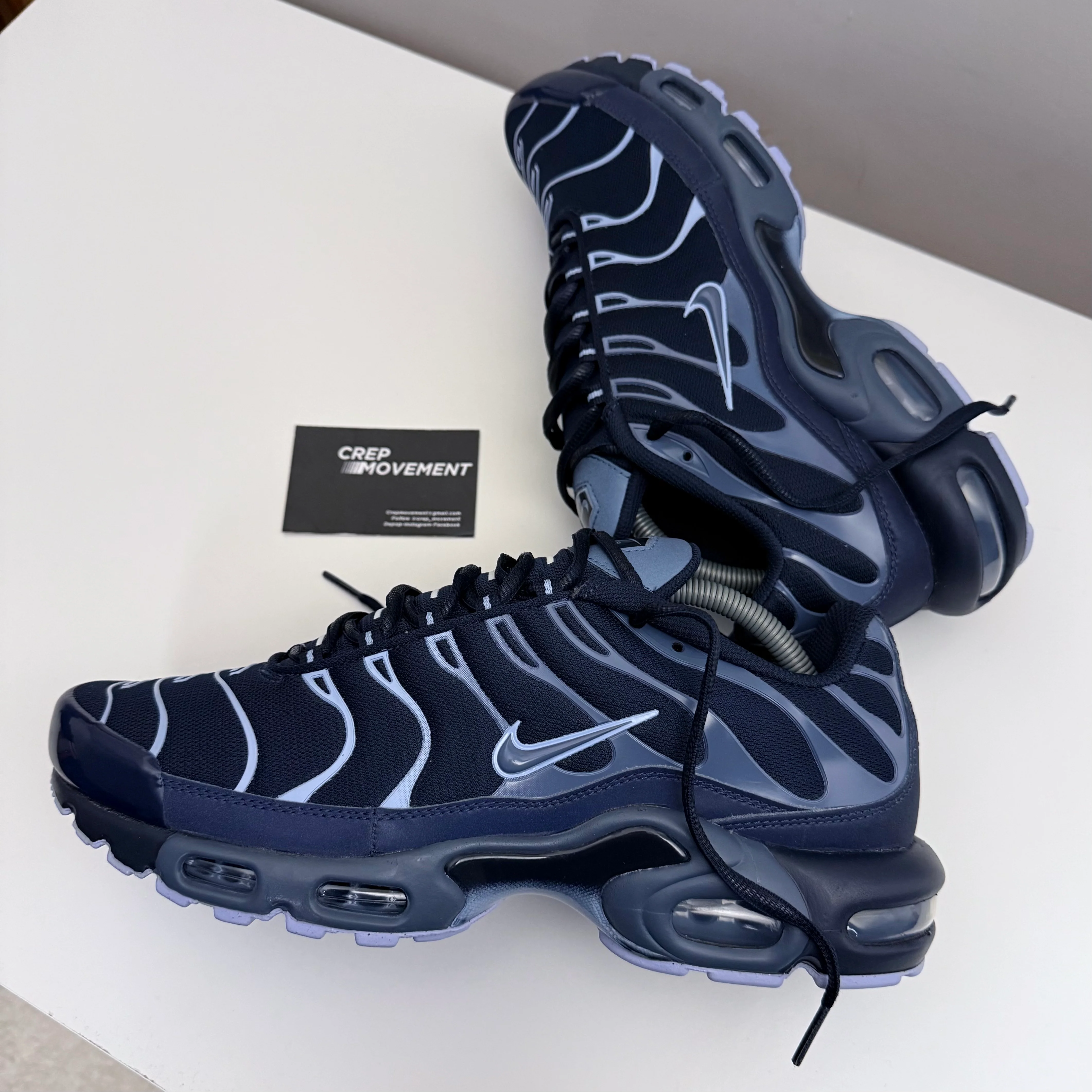 NIKE AIR MAX PLUS TN - OBSIDIAN REFLECTIVE - Image 3