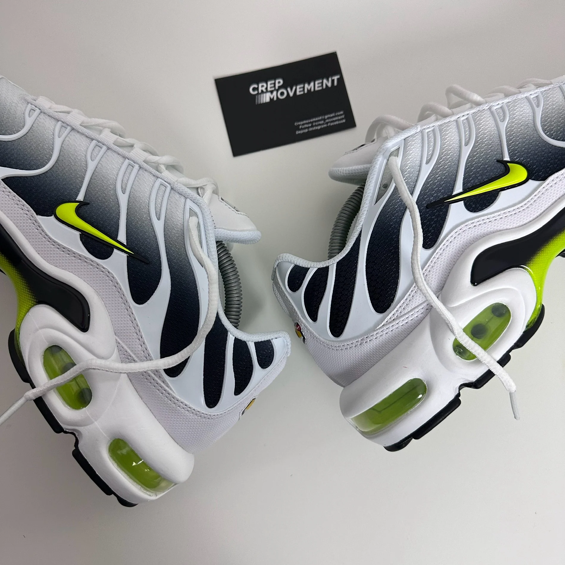 NIKE AIR MAX PLUS TN - PHANTOM VOLT - Image 4