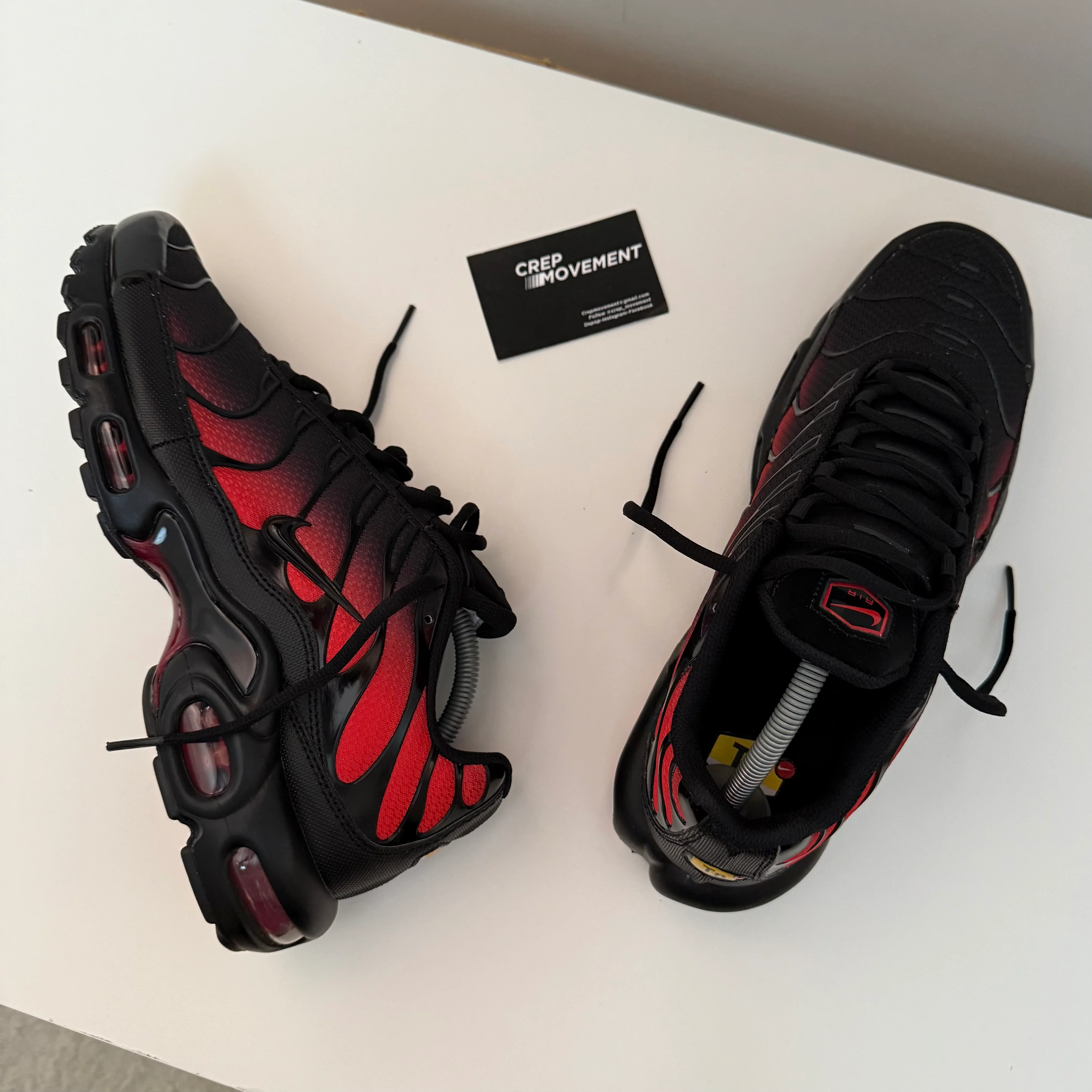 NIKE AIR MAX PLUS TN - RED FADES - Image 3