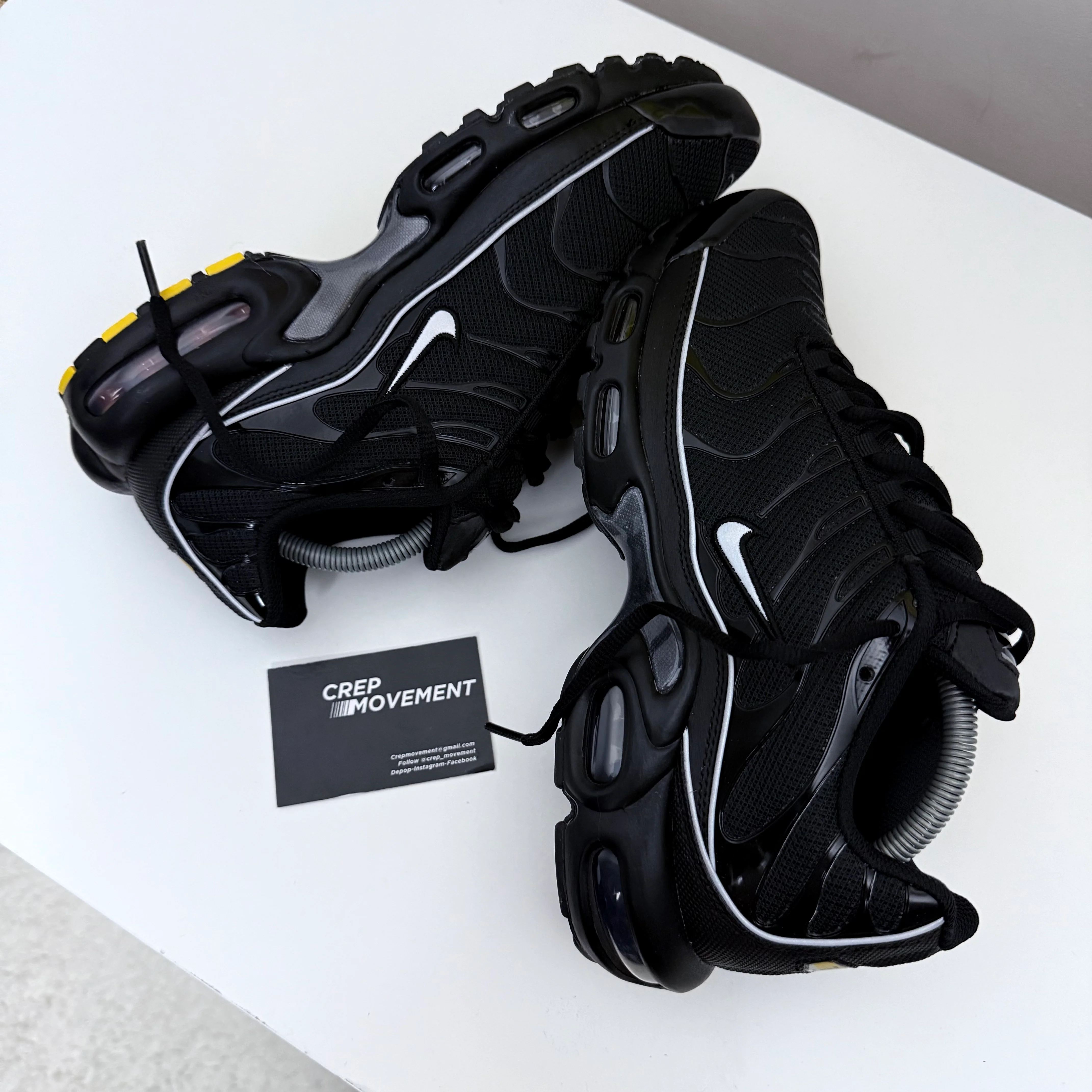 NIKE AIR MAX PLUS TN - REFLECTIVE STRIP - Image 2