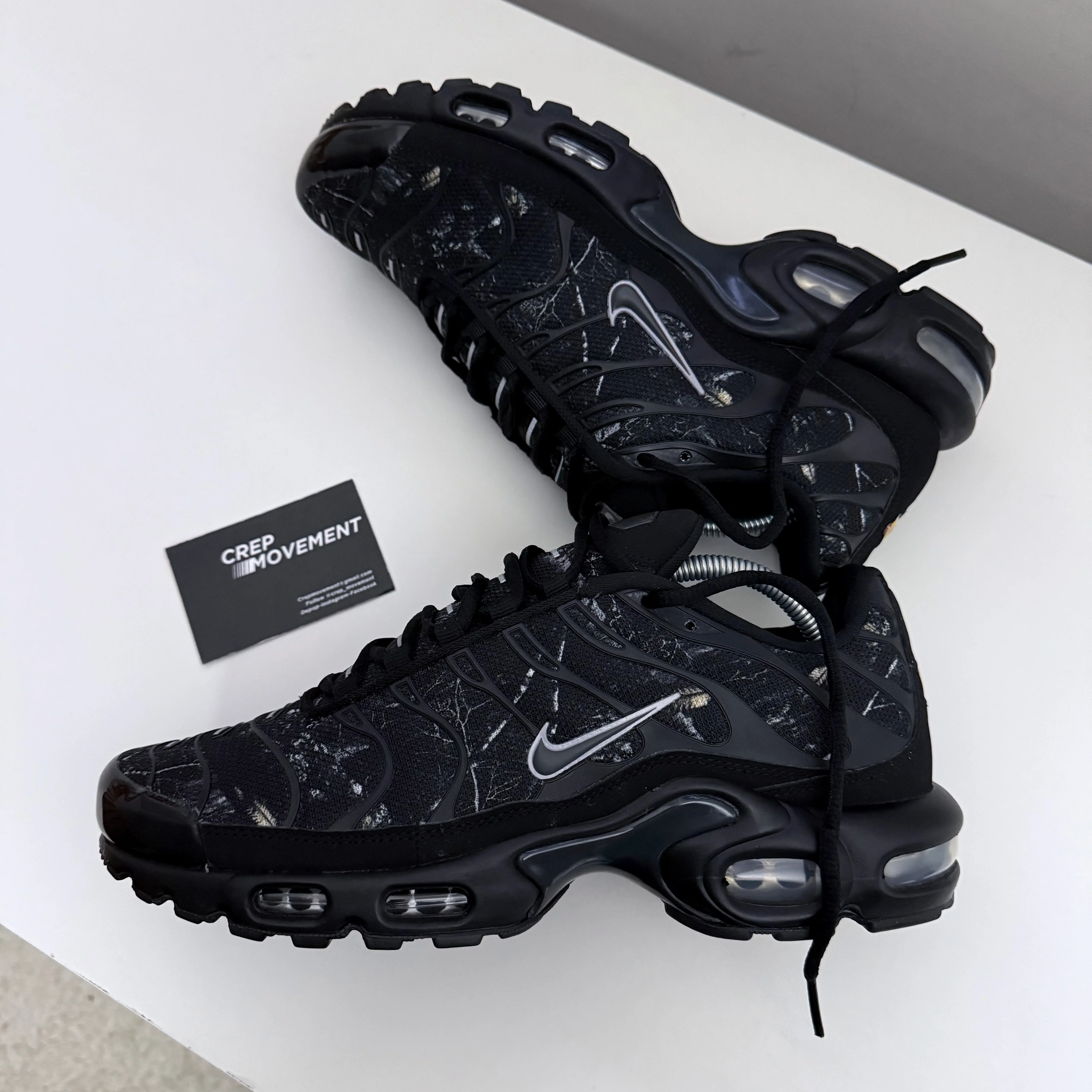 NIKE AIR MAX PLUS TN - DARK SMOKE CAMO - Image 2