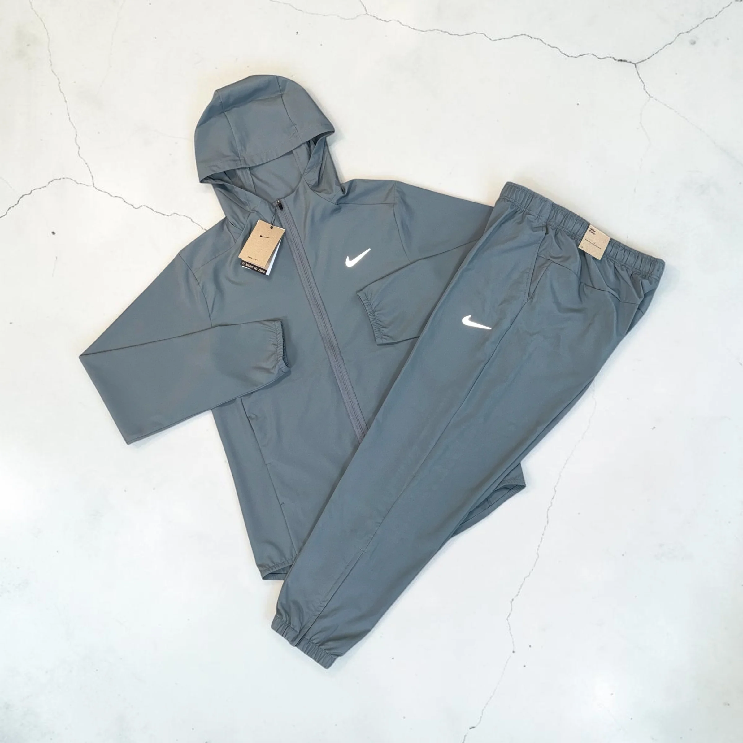 NIKE FORM DRI-FIT WINDRUNNER AND CHALLENGER PANTS SET - GREY