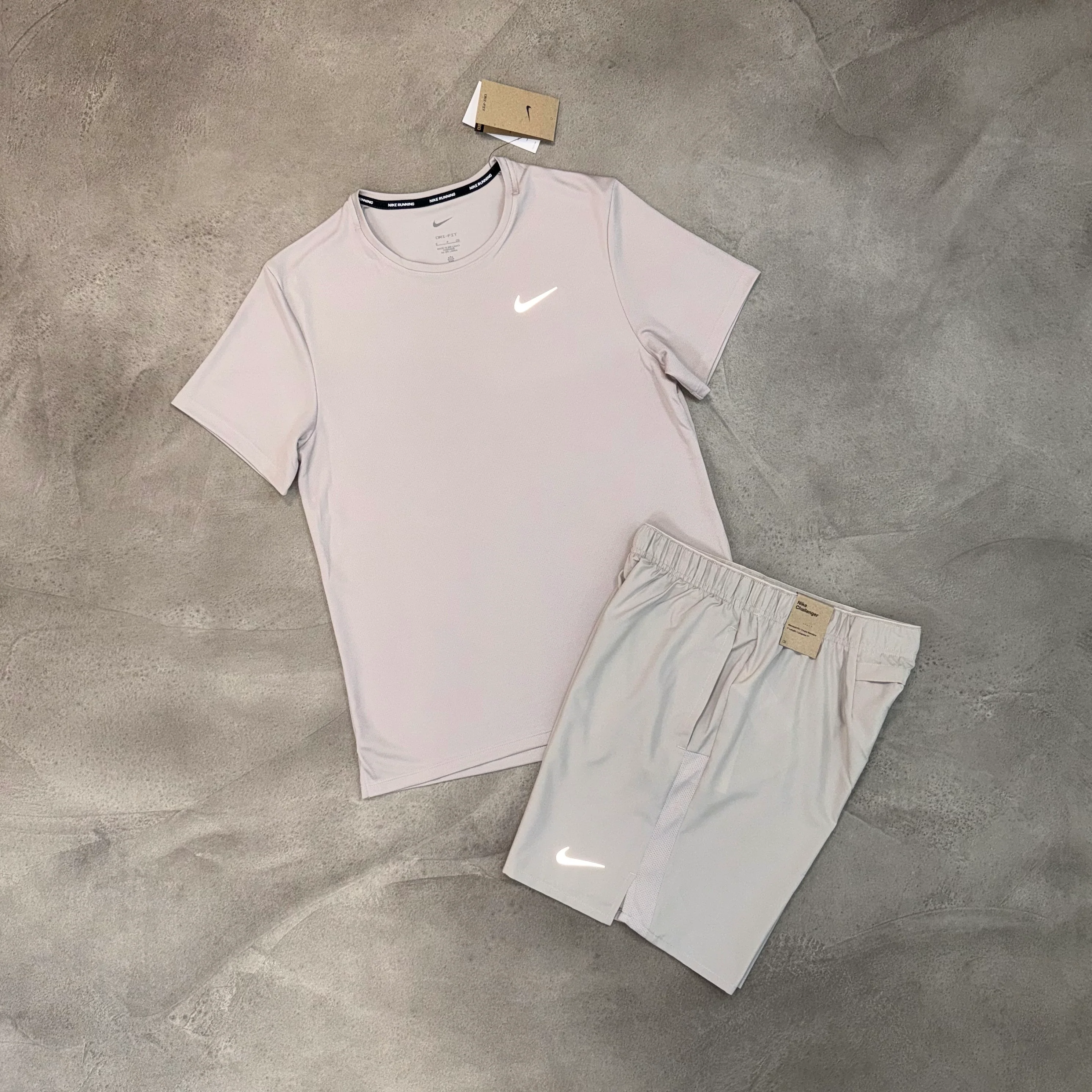 NIKE MILER AND CHALLENGER SHORTS SET - BEIGE - Image 3