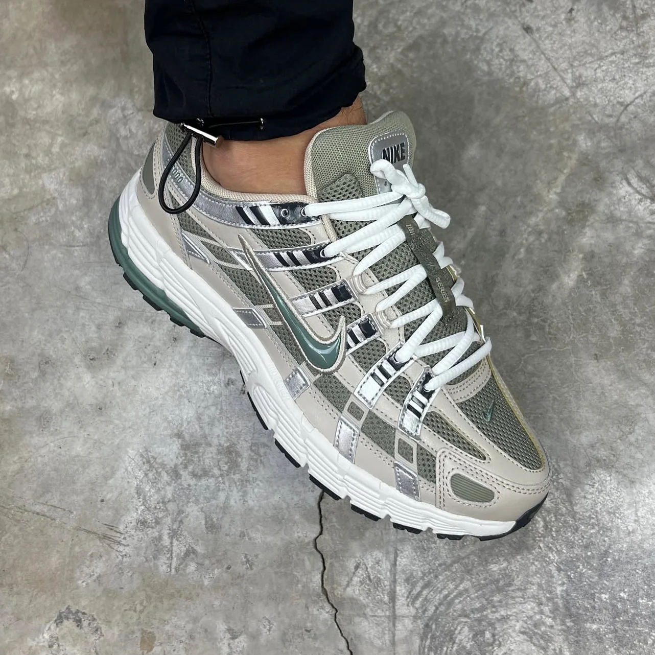 NIKE P-6000 - SAGE GREEN / WHITE - Image 4