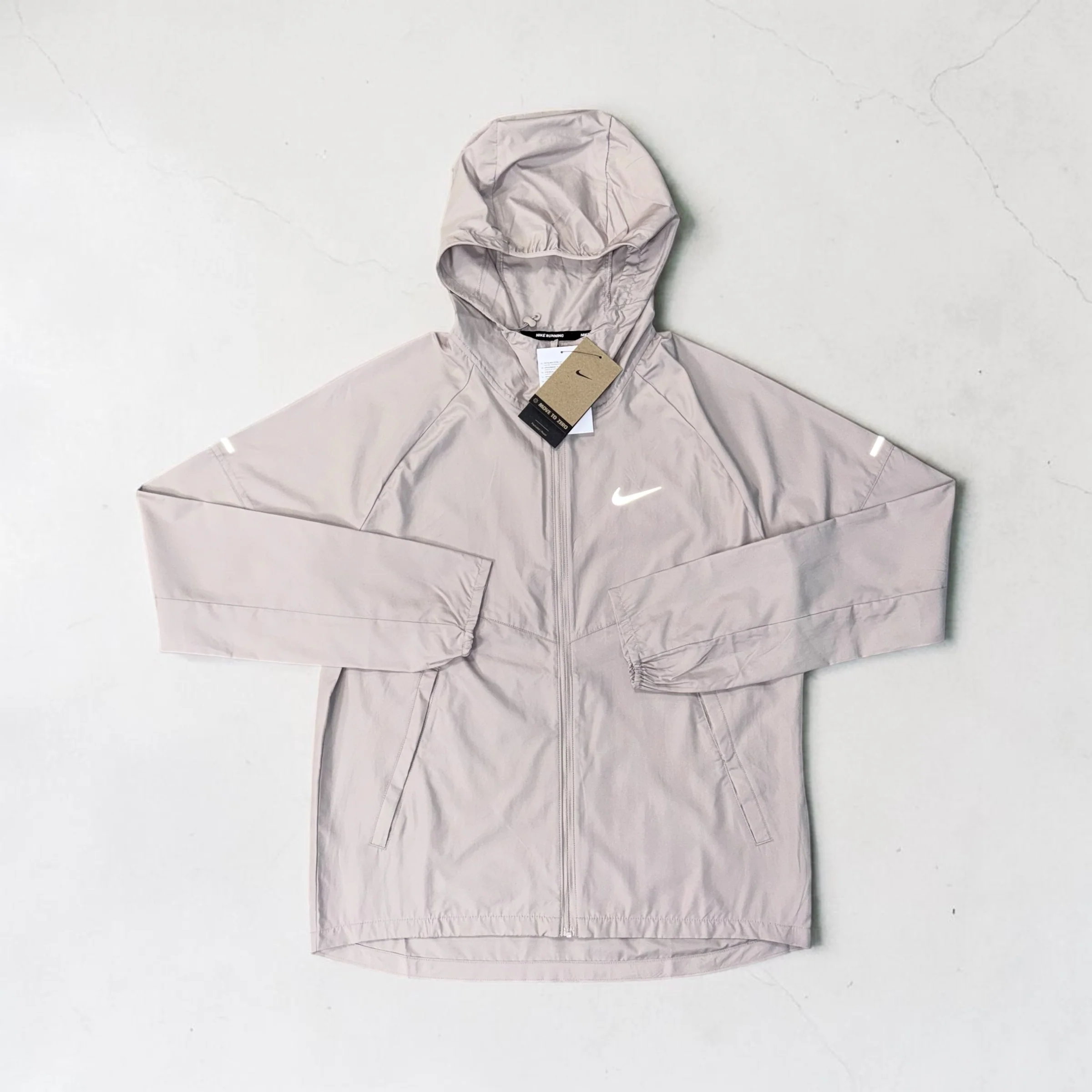 NIKE DRI-FIT WINDRUNNER AND CHALLENGER SHORTS SET - BEIGE - Image 2