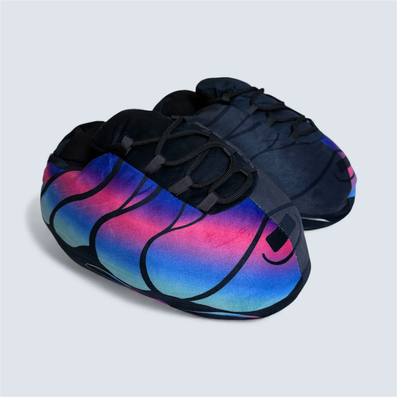 TN INSPIRED PLUSH SLIPPER - BERLIN - Image 3